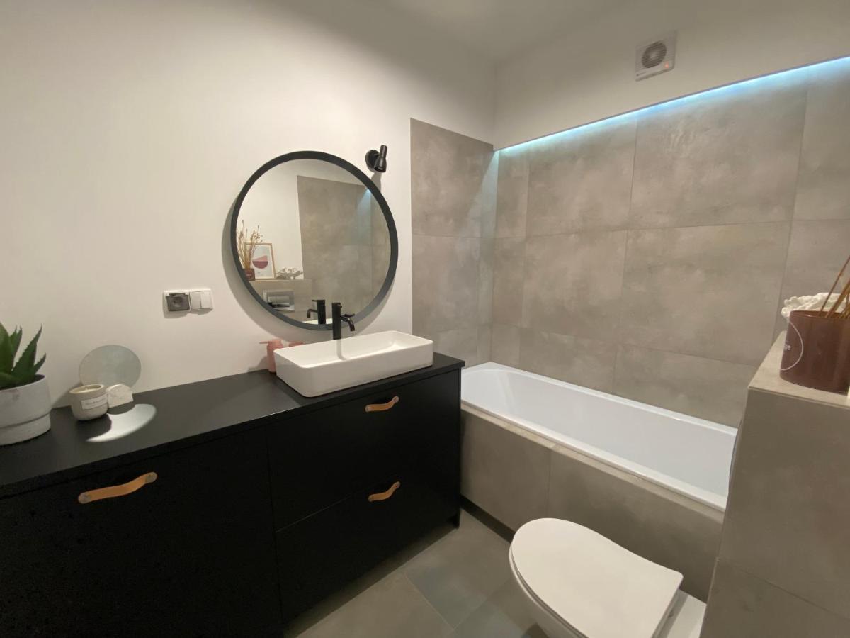 Апартаменты Apartament Moonapart Торунь Экстерьер фото